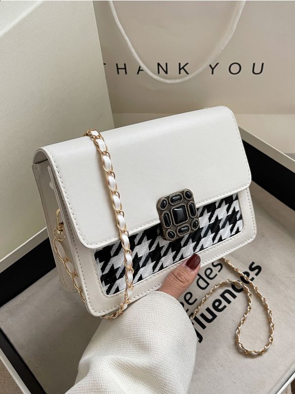 Houndstooth Graphic Flap Chain Square Bag